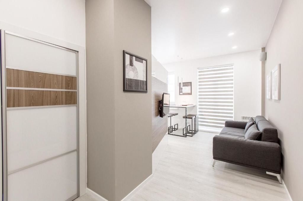 Апартаменты Luxury apartment in the center with two bedrooms and baths Минск-21
