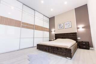 Апартаменты Luxury apartment in the center with two bedrooms and baths Минск Апартаменты с 2 спальнями-21