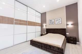 Апартаменты Luxury apartment in the center with two bedrooms and baths Минск Апартаменты с 2 спальнями-24