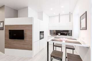 Апартаменты Luxury apartment in the center with two bedrooms and baths Минск Апартаменты с 2 спальнями-6