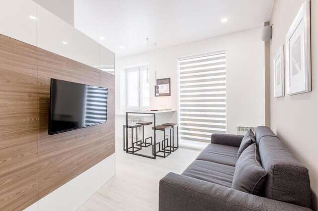Апартаменты Luxury apartment in the center with two bedrooms and baths Минск-19