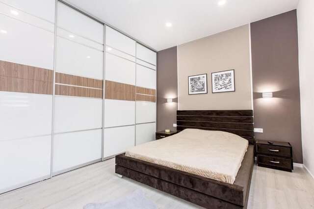 Апартаменты Luxury apartment in the center with two bedrooms and baths Минск-26